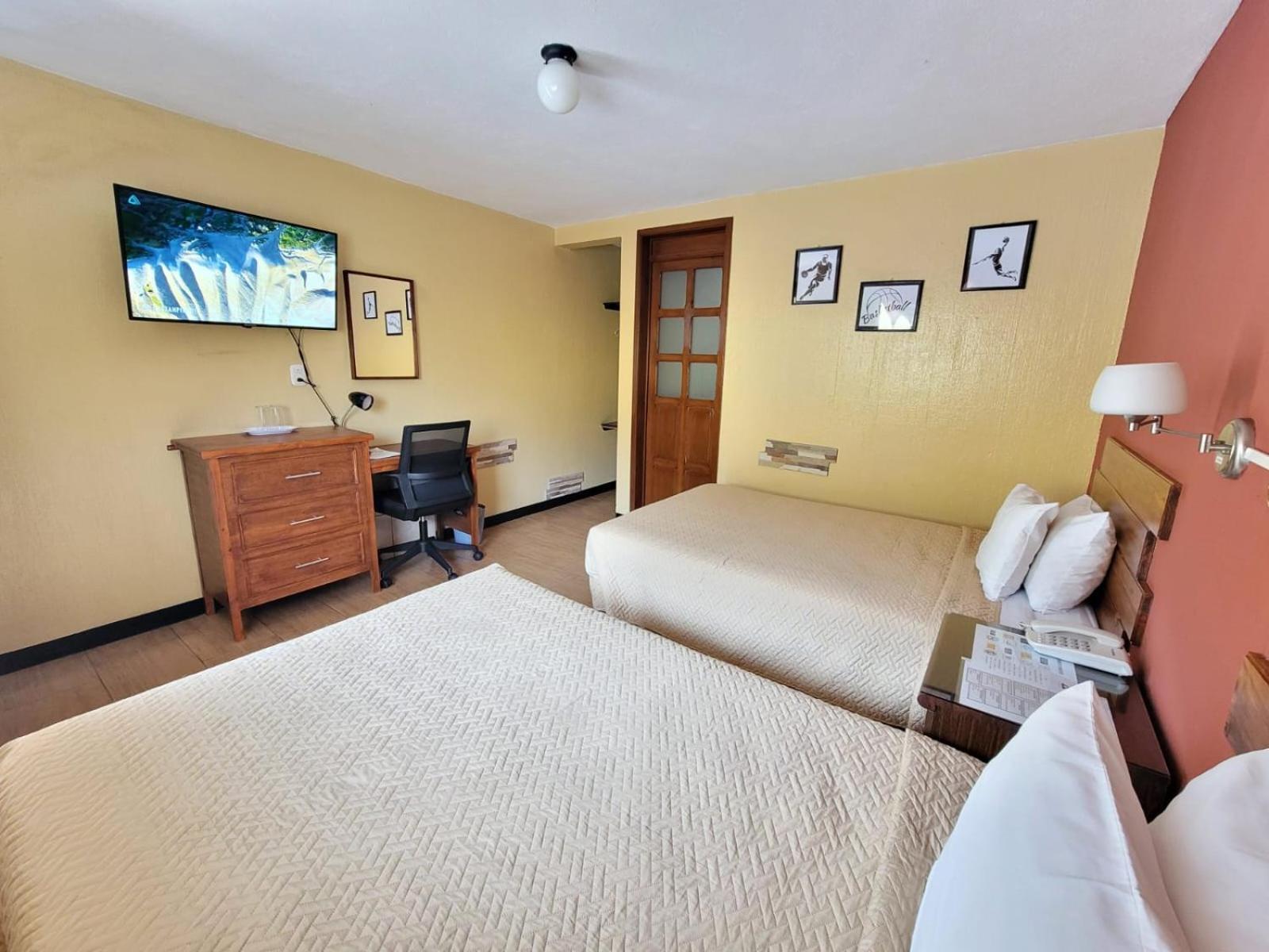Hotel Y Restaurante Villa Esmeralda ケツァルテナンゴ エクステリア 写真